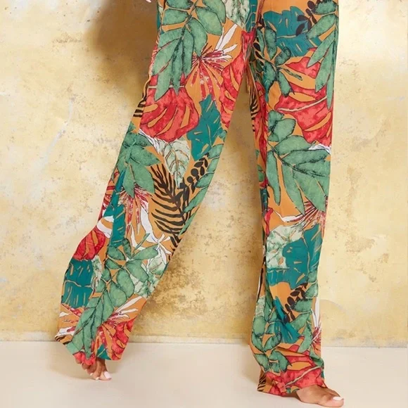 PrettyLittleThing Orange Big Leaf Wide Leg Beach Trousers Woman's Cover Up Sz 8 - Picture 1 of 7